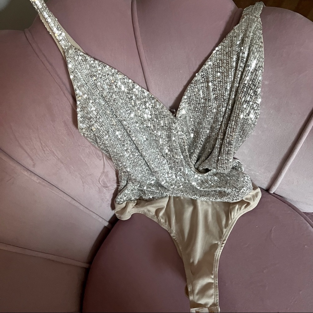 Silver sequin size M bodysuit. Gorgeous! New Year's Eve, holiday party,